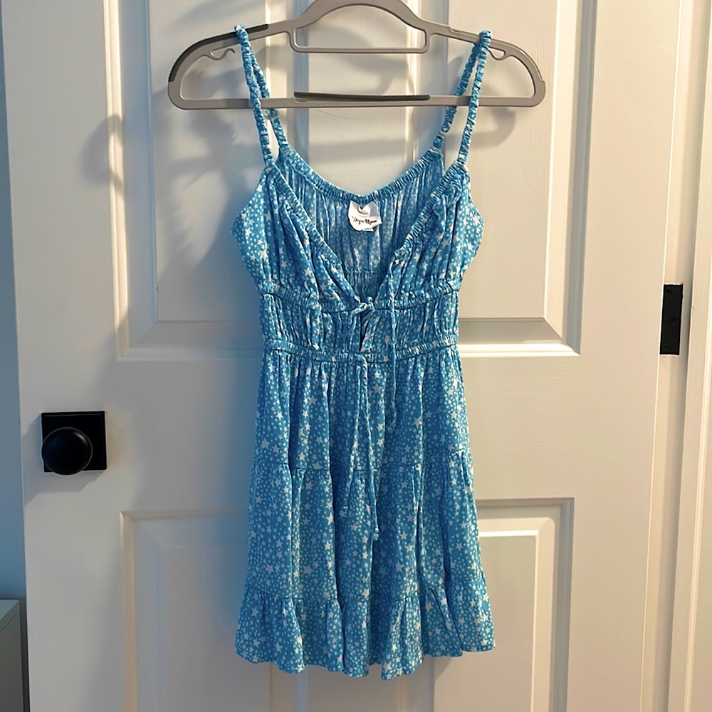 Cute blue star dress, short but loose.